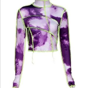 Fashion purple tie dye turtle neck.